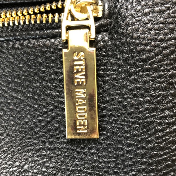 NWOT STEVE MADDEN Cross/Messenger bag (Vegan) - Picture 3 of 16